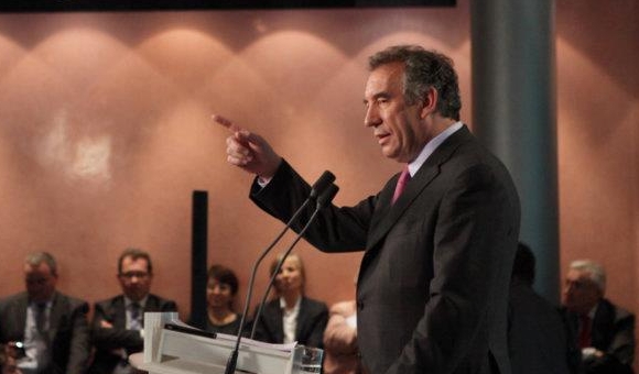 Bayrou en meeting à Paris ce week-end