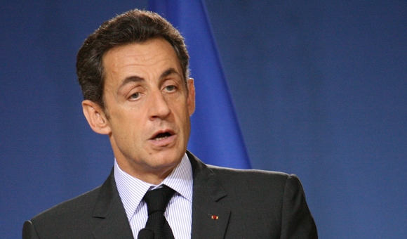 Impôts sur les exilés fiscaux : les adversaires de Nicolas Sarkozy ripostent