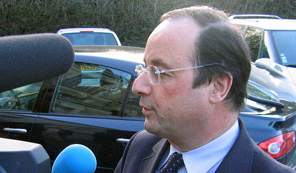 Corinne Lepage se rallie à Hollande, Joly s’insurge